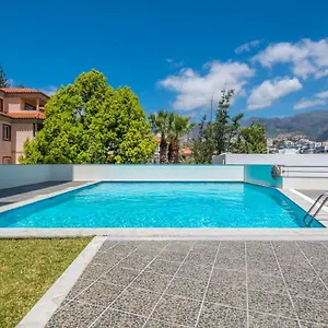 Apartment Miramar With Pool By Madeira, Funchal (Madeira)